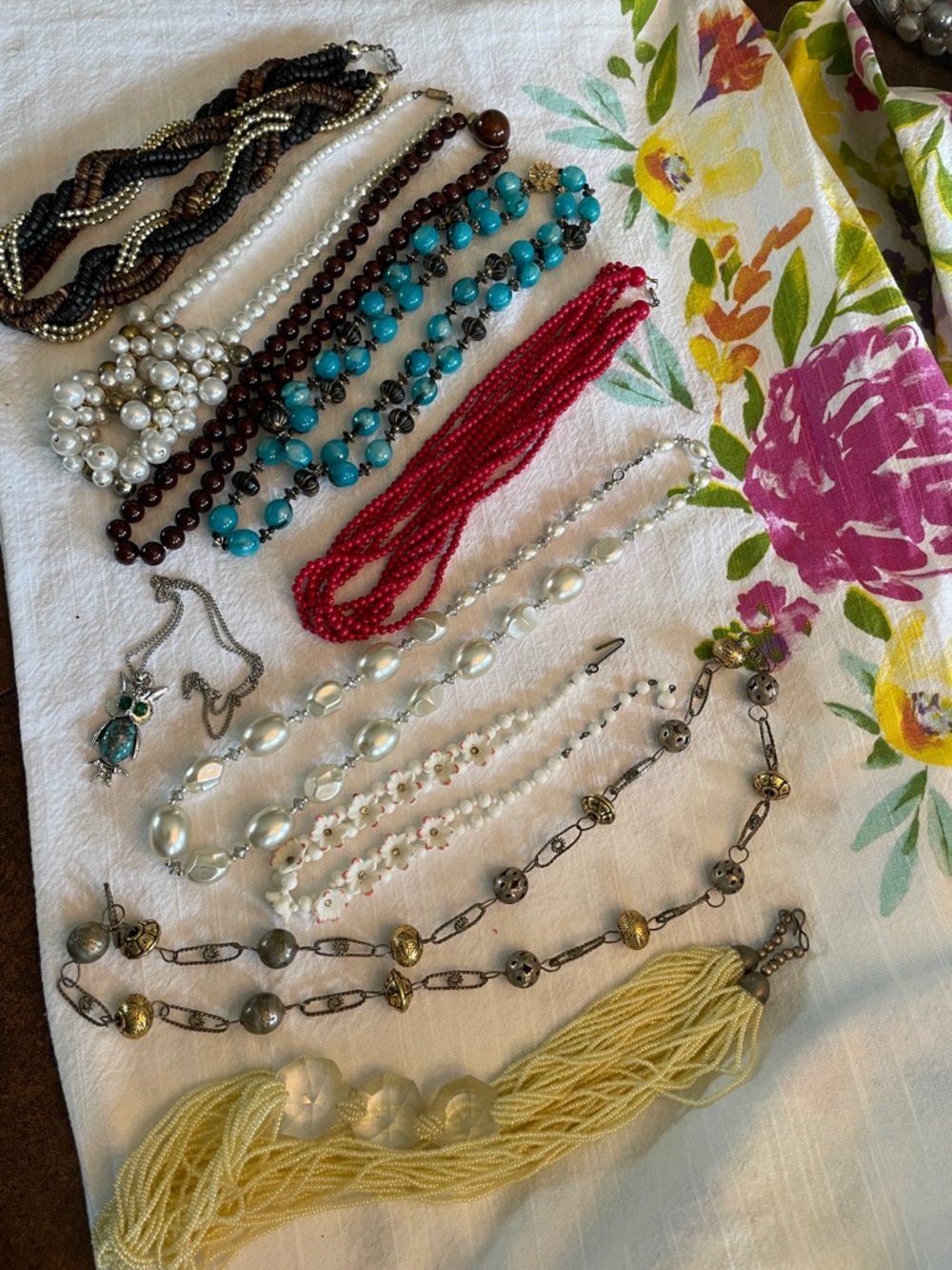 10 Vintage Bundle of‎ Necklaces